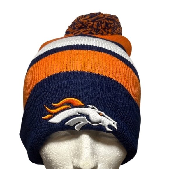 Denver Broncos NFL Bud Light Knit Beanie With Pom Acrylic Winter Hat - Picture 1 of 5